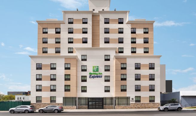 Holiday Inn Express Jamaica-JFK AirTran Exterior