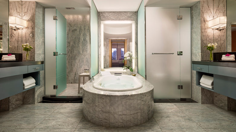 <b>Mandarin Oriental, Boston Room</b>. Images powered by <a href="https://www.leonardoworldwide.com/" title="Leonardo Worldwide" target="_blank">Leonardo</a>.
