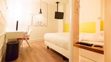 Qbic Hotel Amsterdam WTC Room