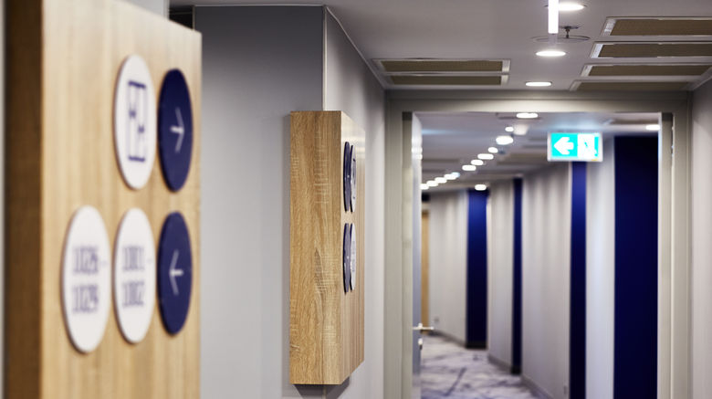 <b>Holiday Inn Express Warsaw - The HUB Lobby</b>. Images powered by <a href="https://www.leonardoworldwide.com/" title="Leonardo Worldwide" target="_blank">Leonardo</a>.