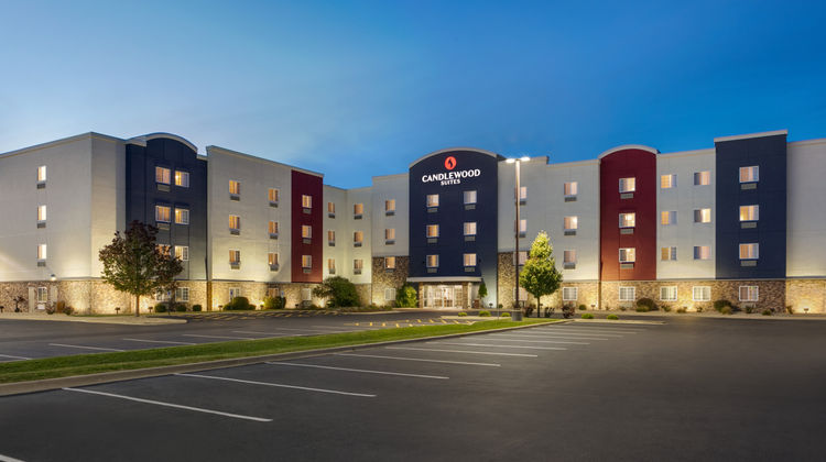 Candlewood Suites Springfield Exterior