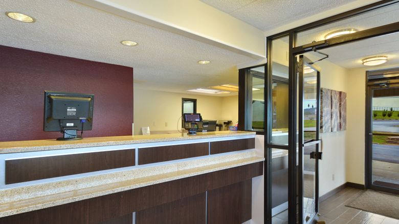 <b>Red Roof Inn Charleston West - Hurricane Lobby</b>. Images powered by <a href="https://www.leonardoworldwide.com/" title="Leonardo Worldwide" target="_blank">Leonardo</a>.