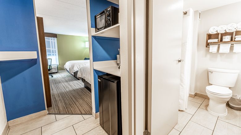 <b>Holiday Inn Express Room</b>. Images powered by <a href="https://www.leonardoworldwide.com/" title="Leonardo Worldwide" target="_blank">Leonardo</a>.