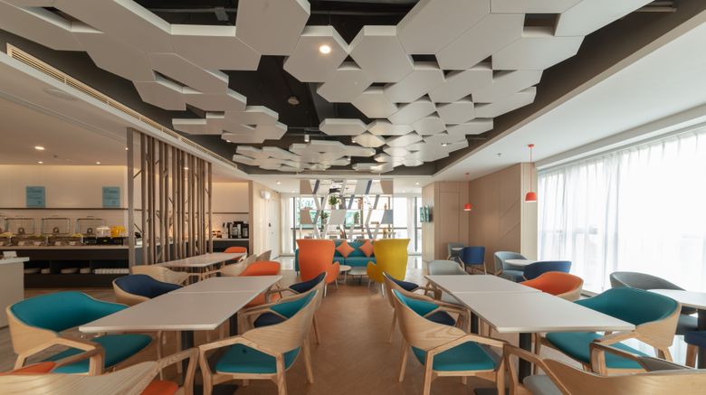 <b>Holiday Inn Exp Linyi North New District Restaurant</b>. Images powered by <a href="https://www.leonardoworldwide.com/" title="Leonardo Worldwide" target="_blank">Leonardo</a>.