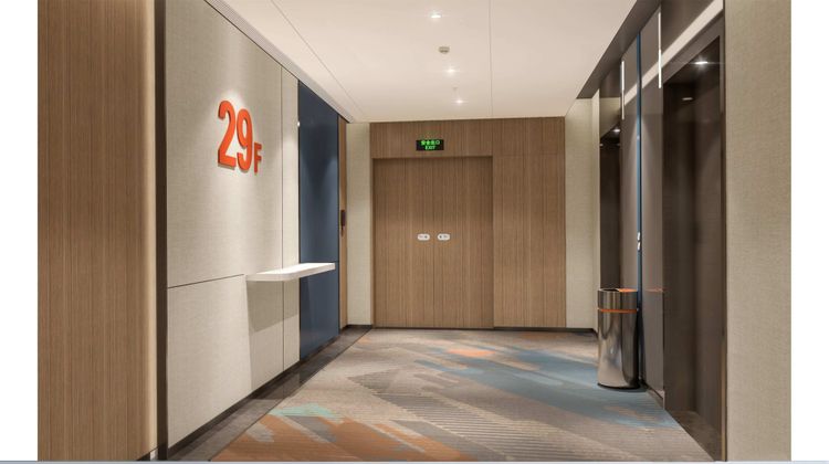 Holiday Inn Express Jiangnan Lobby