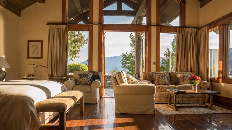 <b>Blanket Bay Suite</b>. Images powered by <a href="https://www.leonardoworldwide.com/" title="Leonardo Worldwide" target="_blank">Leonardo</a>.