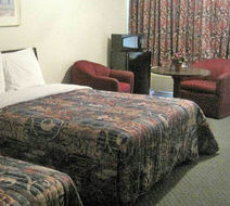 Scottish Inns & Suites Room