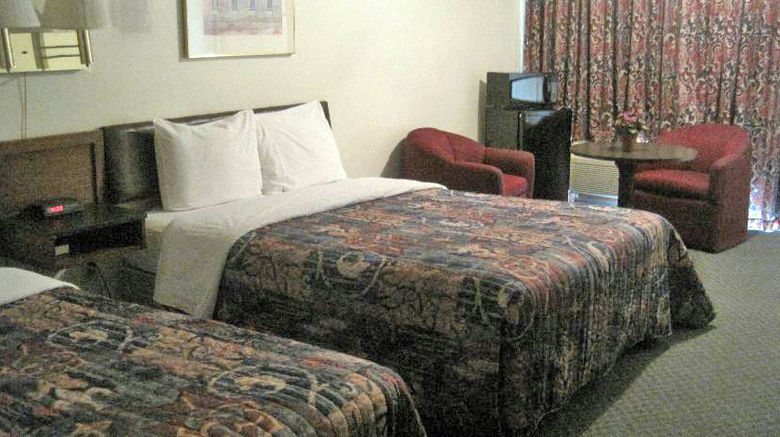<b>Scottish Inns & Suites Room</b>. Images powered by <a href="https://www.leonardoworldwide.com/" title="Leonardo Worldwide" target="_blank">Leonardo</a>.