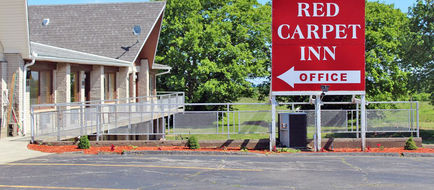 Red Carpet Inn Exterior