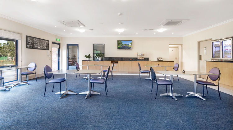 Hawkesbury Race Club Motel Restaurant