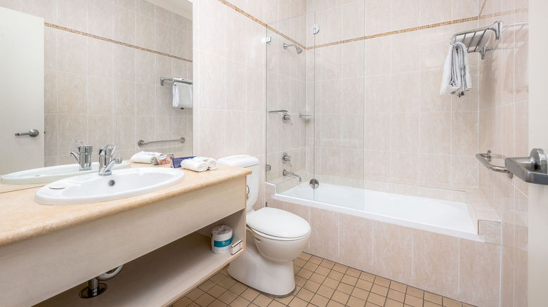 <b>Hawkesbury Race Club Motel Room</b>. Images powered by <a href="https://www.leonardoworldwide.com/" title="Leonardo Worldwide" target="_blank">Leonardo</a>.