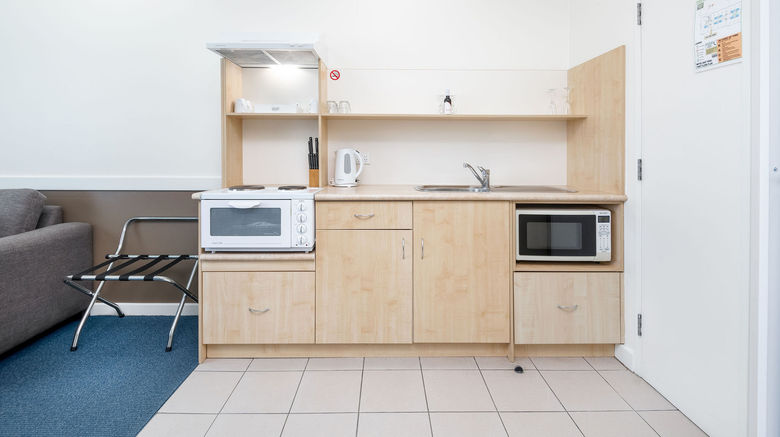 <b>Hawkesbury Race Club Motel Room</b>. Images powered by <a href="https://www.leonardoworldwide.com/" title="Leonardo Worldwide" target="_blank">Leonardo</a>.