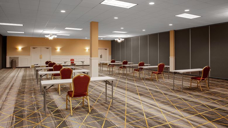 <b>Holiday Inn Hotel & Stes Boston -Peabody Meeting</b>. Images powered by <a href="https://www.leonardoworldwide.com/" title="Leonardo Worldwide" target="_blank">Leonardo</a>.