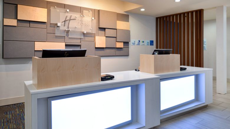 <b>Holiday Inn Express Lobby</b>. Images powered by <a href="https://www.leonardoworldwide.com/" title="Leonardo Worldwide" target="_blank">Leonardo</a>.