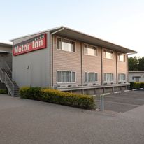 Route 66 Motor Inn