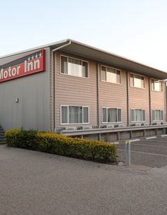 Route 66 Motor Inn