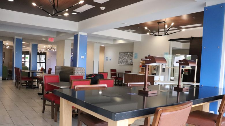<b>Holiday Inn Express Hotel & Suites Restaurant</b>. Images powered by <a href="https://www.leonardoworldwide.com/" title="Leonardo Worldwide" target="_blank">Leonardo</a>.