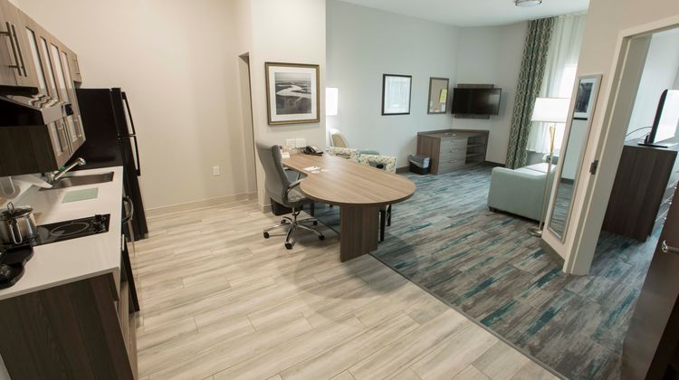 Candlewood Suites McDonough Suite