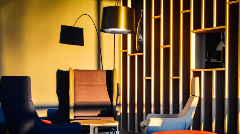 <b>Holiday Inn Express Munich-Olching Lobby</b>. Images powered by <a href="https://www.leonardoworldwide.com/" title="Leonardo Worldwide" target="_blank">Leonardo</a>.