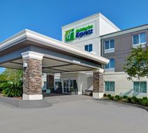 Holiday Inn Express Atmore Exterior