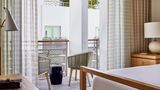 <b>The Betsy South Beach Room</b>. Images powered by <a href="https://www.leonardoworldwide.com/" title="Leonardo Worldwide" target="_blank">Leonardo</a>.