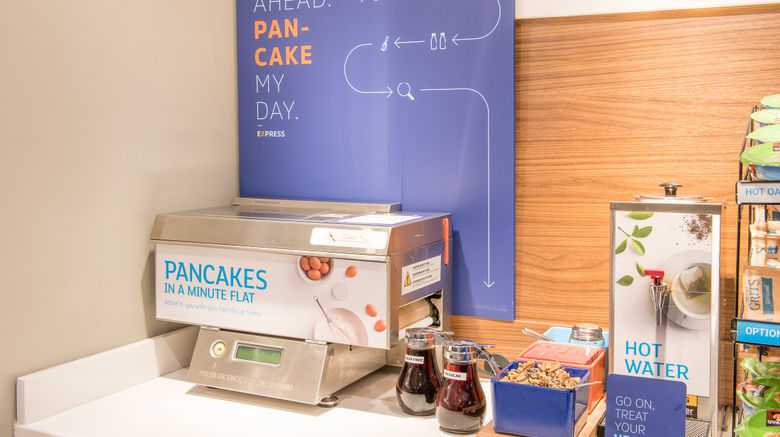 <b>Holiday Inn Express & Suites Restaurant</b>. Images powered by <a href="https://www.leonardoworldwide.com/" title="Leonardo Worldwide" target="_blank">Leonardo</a>.