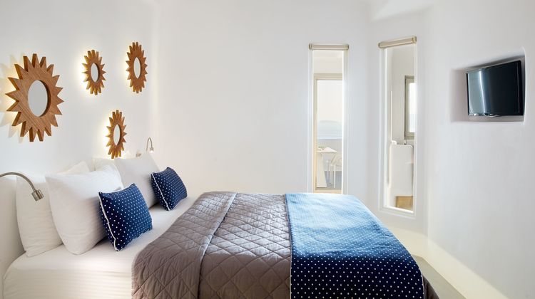 La Perla Villas Room