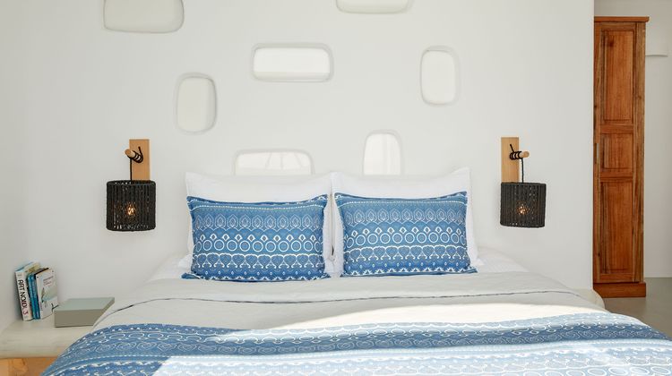 La Perla Villas Room
