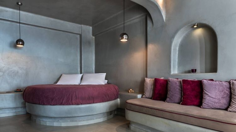 Kassimatis Studios Room