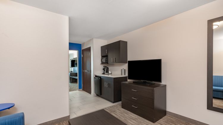 Holiday Inn Trinidad Suite