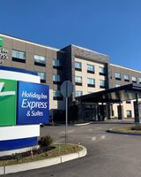 Holiday Inn Express/Suites Randolph