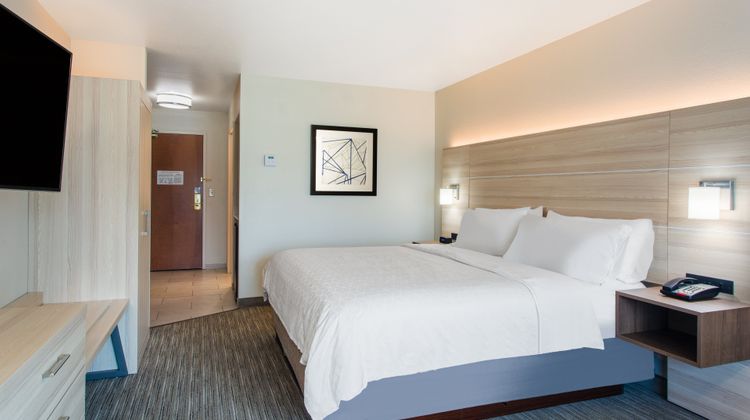 Holiday Inn Express Lewisburg Room