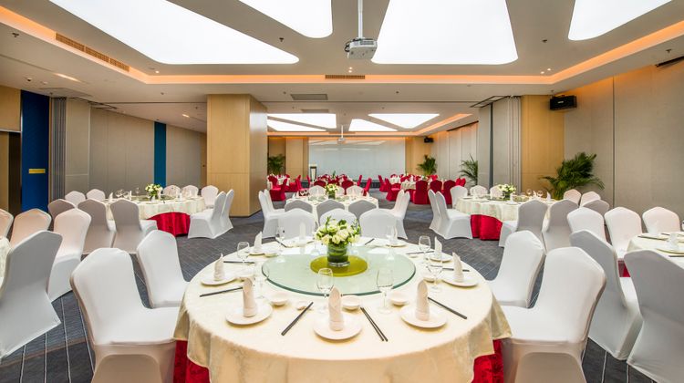 Holiday Inn Express Foshan Beijiao Ballroom