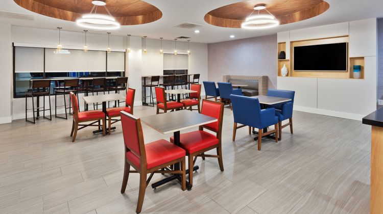 Holiday Inn Express Hotel & Suites Restaurant