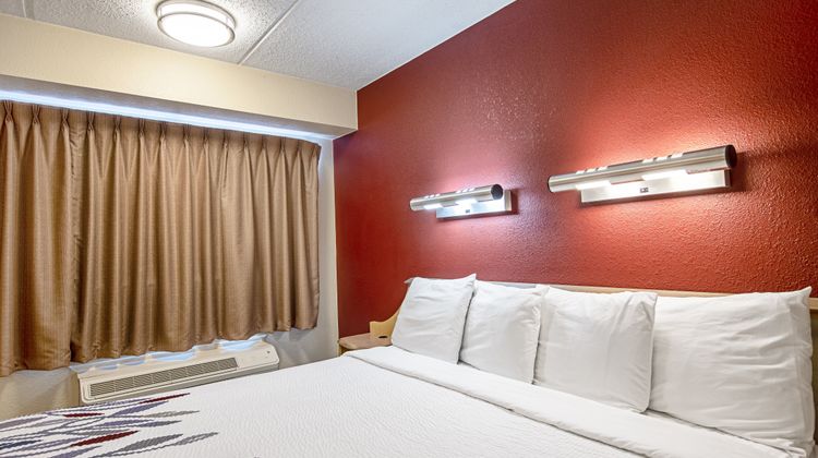 Red Roof Inn Elkhart Room