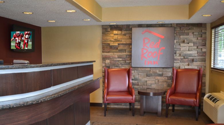 <b>Red Roof Inn Elkhart Lobby</b>. Images powered by <a href="https://www.leonardoworldwide.com/" title="Leonardo Worldwide" target="_blank">Leonardo</a>.