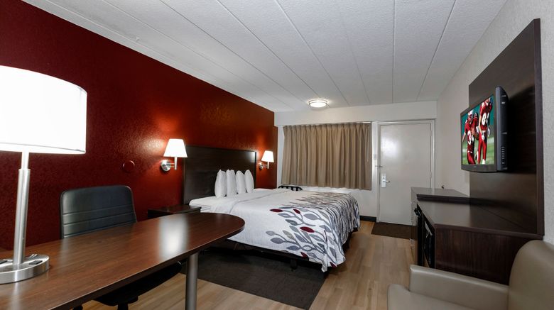 <b>Red Roof Inn Washington, PA Room</b>. Images powered by <a href="https://www.leonardoworldwide.com/" title="Leonardo Worldwide" target="_blank">Leonardo</a>.