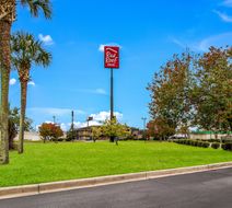 Red Roof Inn St George, SC Exterior