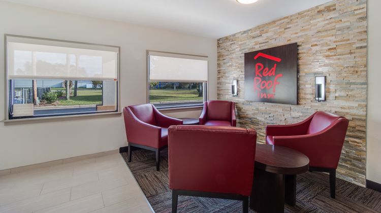 Red Roof Inn St George, SC Lobby