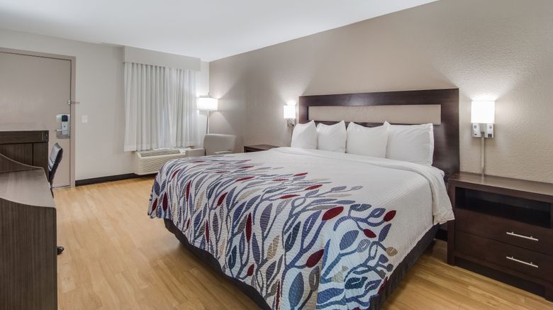 <b>Red Roof Inn St George, SC Room</b>. Images powered by <a href="https://www.leonardoworldwide.com/" title="Leonardo Worldwide" target="_blank">Leonardo</a>.