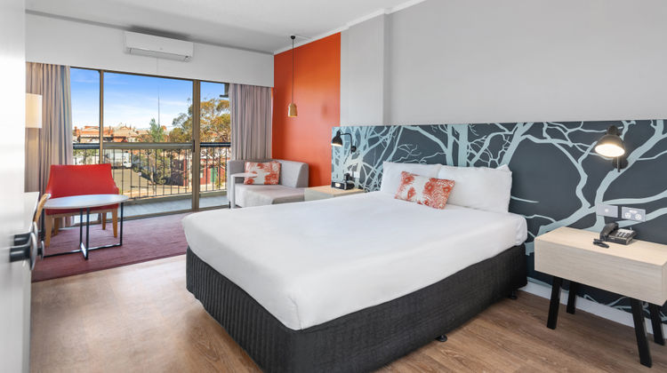 The Plaza Hotel Kalgoorlie Room