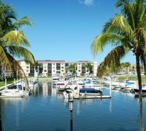 Naples Bay Resort & Marina Exterior