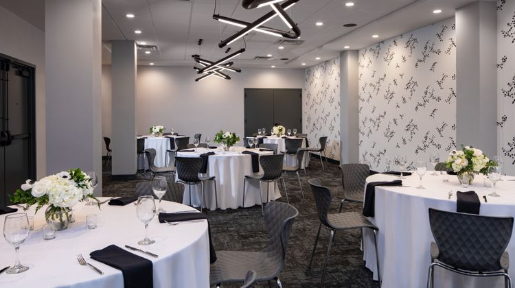 Hotel Indigo Chattanooga Downtown Ballroom