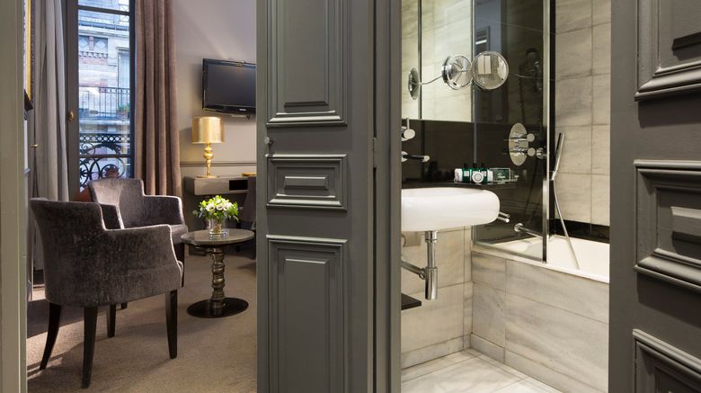 <b>Hotel Lumen Room</b>. Images powered by <a href="https://www.leonardoworldwide.com/" title="Leonardo Worldwide" target="_blank">Leonardo</a>.