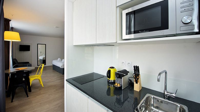 <b>Staycity Marseille Vieux Port Room</b>. Images powered by <a href="https://www.leonardoworldwide.com/" title="Leonardo Worldwide" target="_blank">Leonardo</a>.