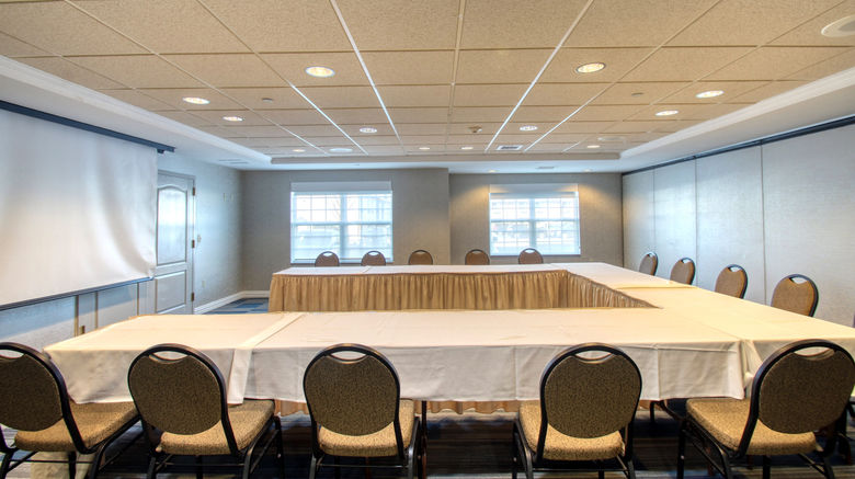 <b>Holiday Inn Express & Suites Airport Meeting</b>. Images powered by <a href="https://www.leonardoworldwide.com/" title="Leonardo Worldwide" target="_blank">Leonardo</a>.