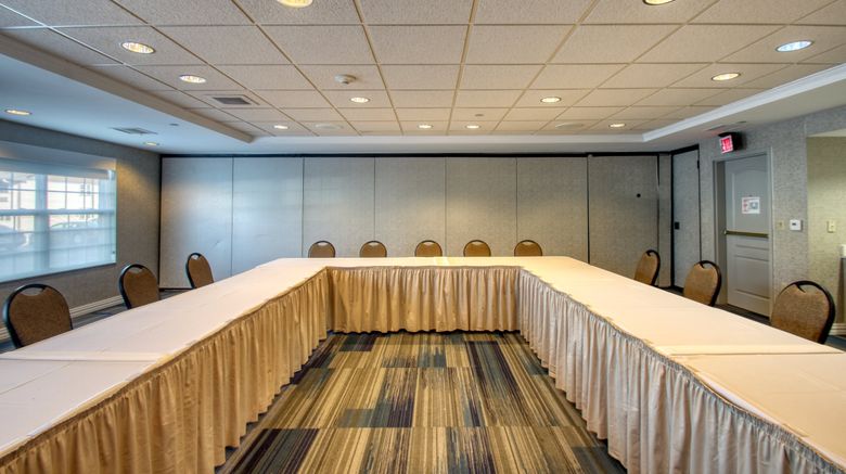 <b>Holiday Inn Express & Suites Airport Meeting</b>. Images powered by <a href="https://www.leonardoworldwide.com/" title="Leonardo Worldwide" target="_blank">Leonardo</a>.