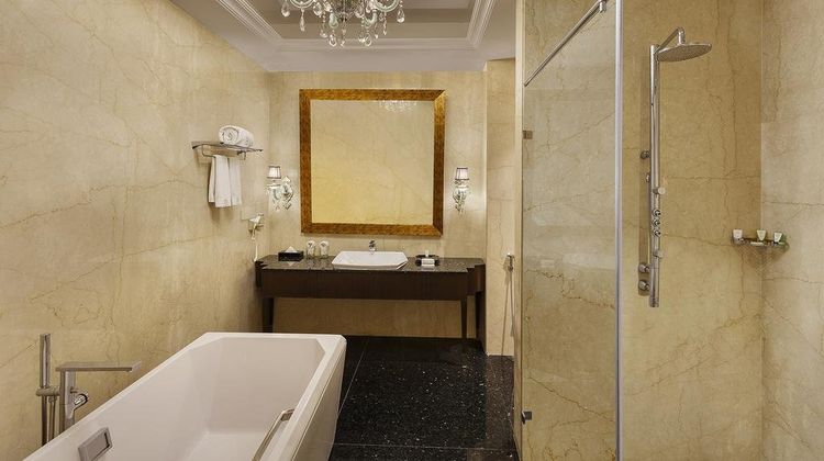 La Marvella Sarovar Premiere Hotel Room