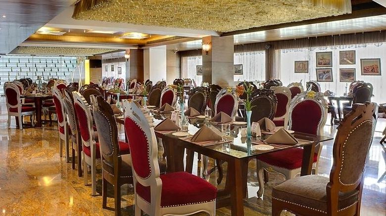 <b>La Marvella Sarovar Premiere Hotel Restaurant</b>. Images powered by <a href="https://www.leonardoworldwide.com/" title="Leonardo Worldwide" target="_blank">Leonardo</a>.