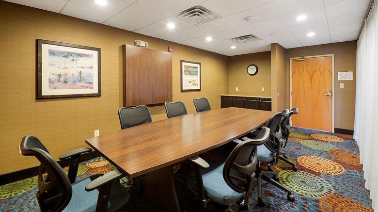 <b>Holiday Inn Express West Bloomington Meeting</b>. Images powered by <a href="https://www.leonardoworldwide.com/" title="Leonardo Worldwide" target="_blank">Leonardo</a>.